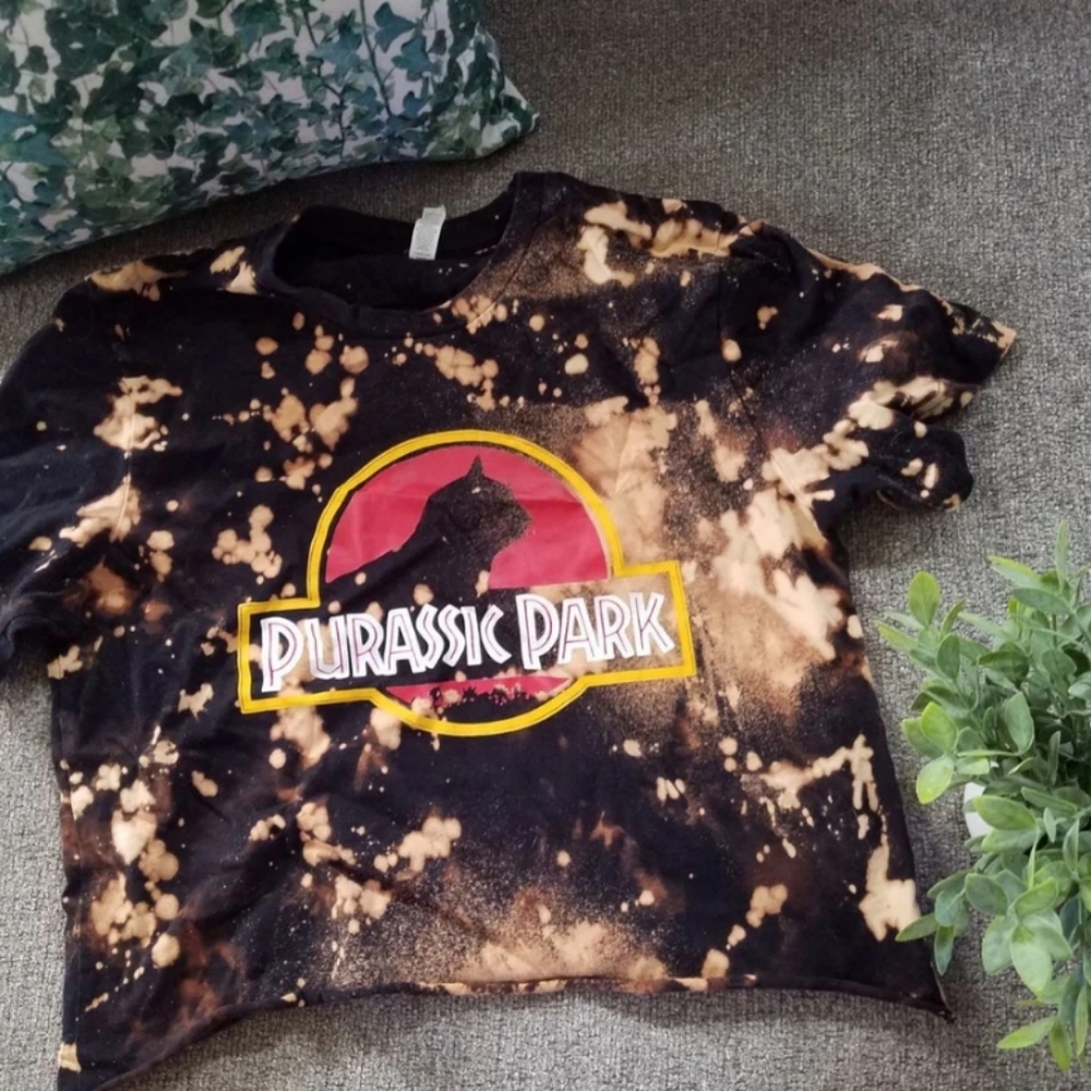 Purrassic Park Crop